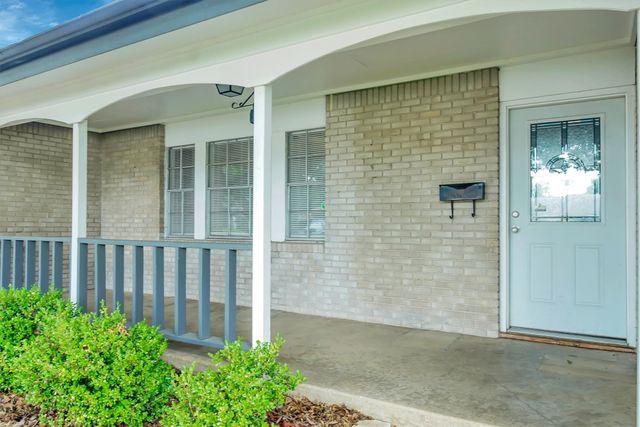 2007 E PARK ROW Drive, Arlington, TX 76010