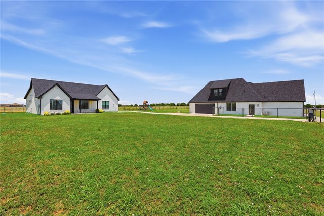 508 Private Access 233114, Godley, TX 76044