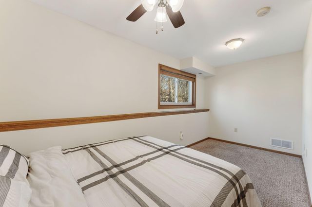 135 Old County Road C E, Little Canada, MN 55117