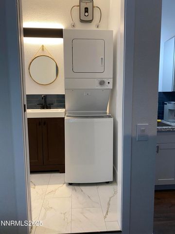 903 W 7th Street, Reno, NV 89503