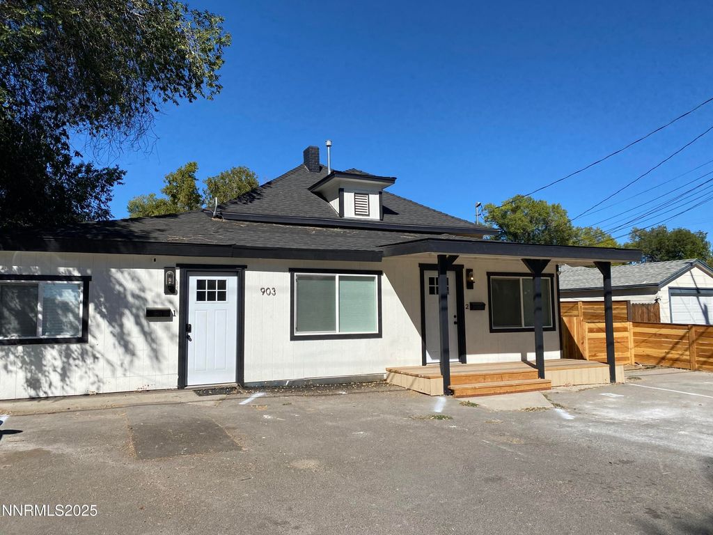 903 W 7th Street, Reno, NV 89503