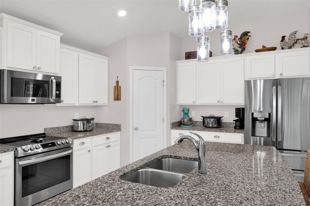 56 OAKLEAF WAY, Palm Coast, FL 32137