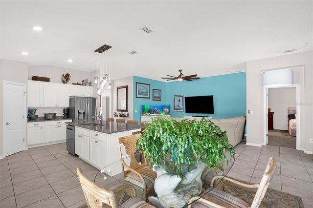 56 OAKLEAF WAY, Palm Coast, FL 32137