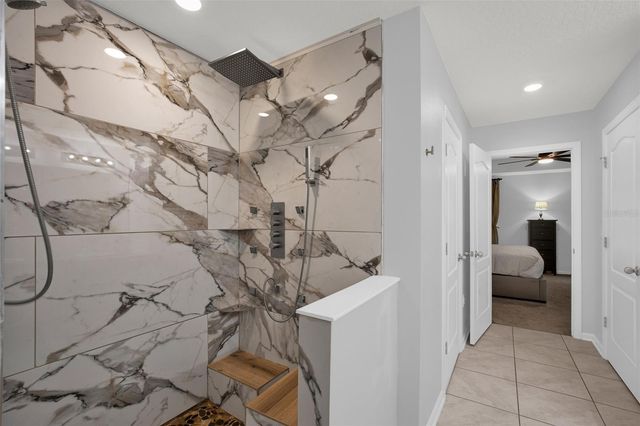 56 OAKLEAF WAY, Palm Coast, FL 32137