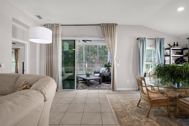 56 OAKLEAF WAY, Palm Coast, FL 32137