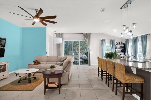 56 OAKLEAF WAY, Palm Coast, FL 32137