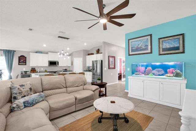 56 OAKLEAF WAY, Palm Coast, FL 32137