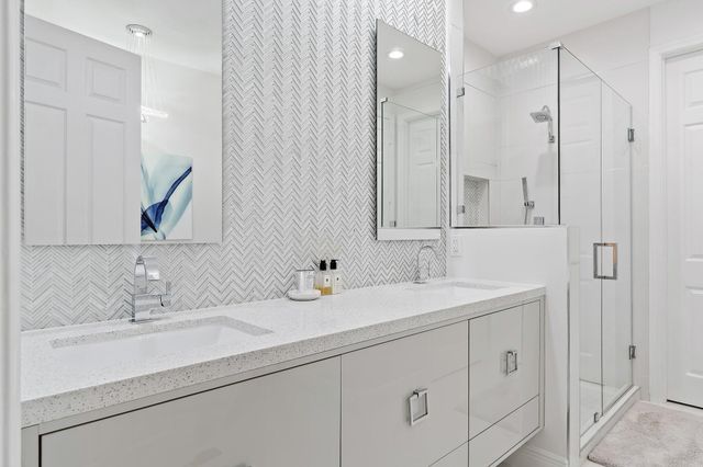 113 W Indian Crossing Circle, Jupiter, FL 33458