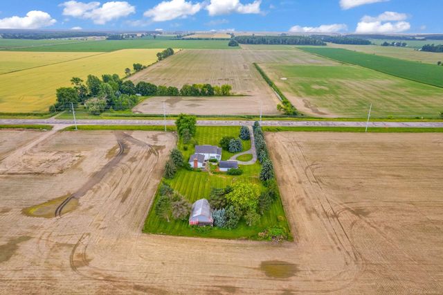 2255 E Sanilac Road, Bridgehampton Twp, MI 48419