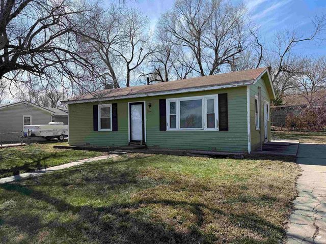 2004 Elmdale Avenue, Junction City, KS 66441