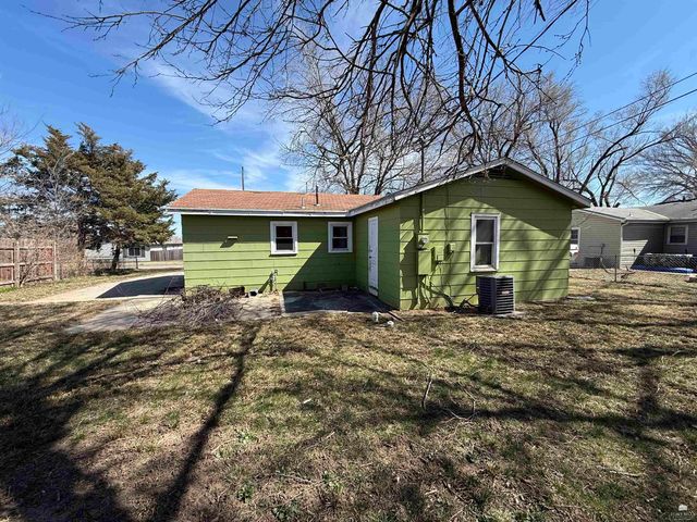 2004 Elmdale Avenue, Junction City, KS 66441