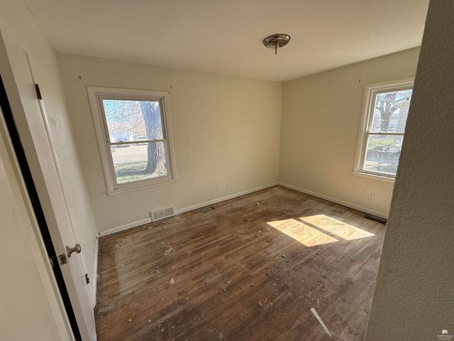 2004 Elmdale Avenue, Junction City, KS 66441