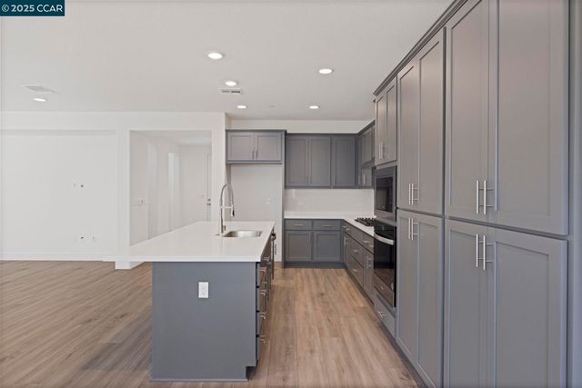 109 Bodega Drive, Lodi, CA 95240