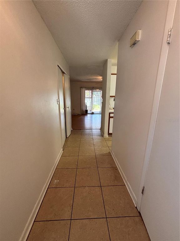 Image 3 of property listing at 11017 YORKSHIRE RIDGE COURT, Orlando, FL 32839