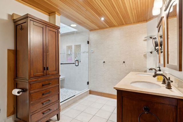 441 Rhoades Hill Road, Barnard, VT 05031