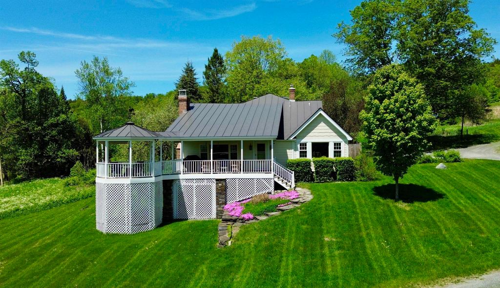 441 Rhoades Hill Road, Barnard, VT 05031