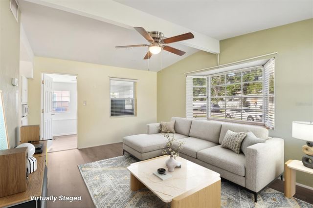 225 SE JEFFERSON CIRCLE N, St Petersburg, FL 33703