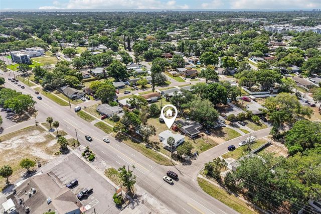 225 SE JEFFERSON CIRCLE N, St Petersburg, FL 33703