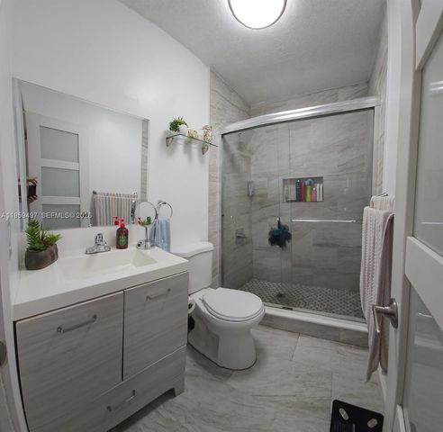 19623 NW 30th Pl, Miami Gardens, FL 33056