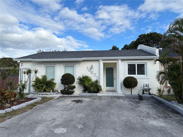 19623 NW 30th Pl, Miami Gardens, FL 33056
