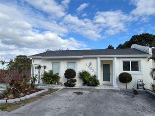 19623 NW 30th Pl, Miami Gardens, FL 33056