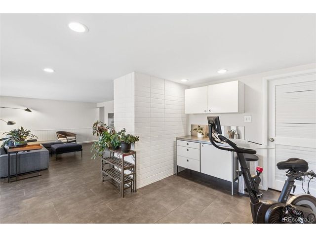 10290 W 18th Pl, Lakewood, CO 80215