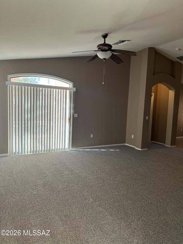 8855 N Moonfire Drive, Tucson, AZ 85743