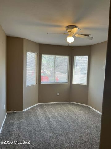 8855 N Moonfire Drive, Tucson, AZ 85743