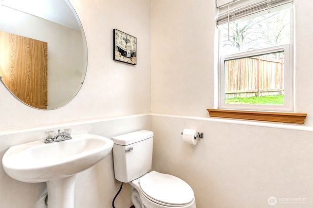 9122 160th Street Ct E, Puyallup, WA 98375