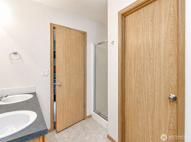 9122 160th Street Ct E, Puyallup, WA 98375