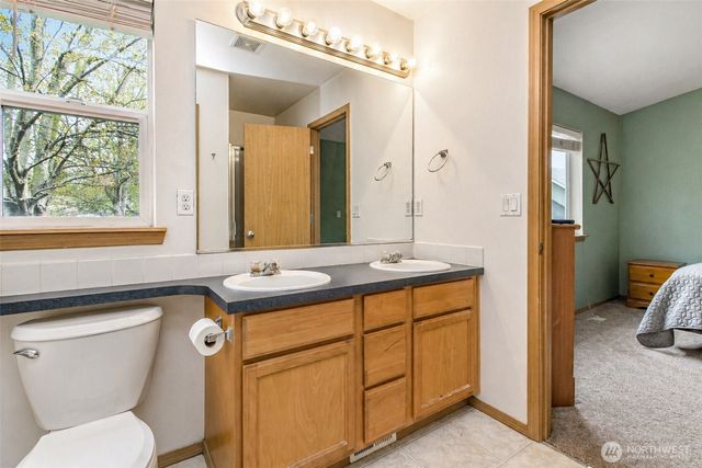 9122 160th Street Ct E, Puyallup, WA 98375