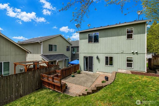 9122 160th Street Ct E, Puyallup, WA 98375