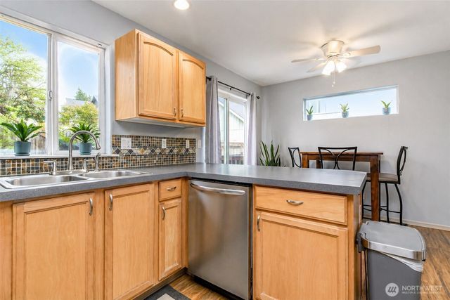 9122 160th Street Ct E, Puyallup, WA 98375