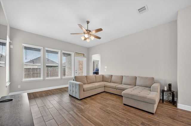 2209 Rothbury Drive, Forney, TX 75126