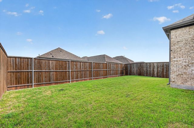 2209 Rothbury Drive, Forney, TX 75126