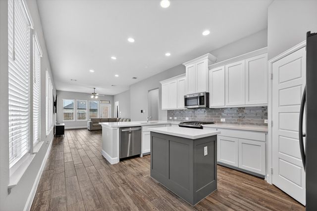 2209 Rothbury Drive, Forney, TX 75126