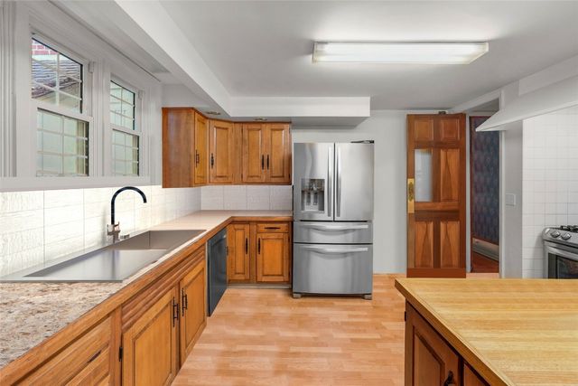 4225 STATE Street, Erie, PA 16508