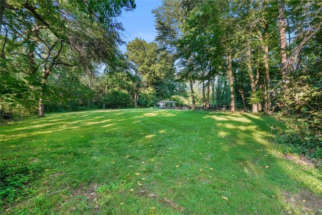 4225 STATE Street, Erie, PA 16508