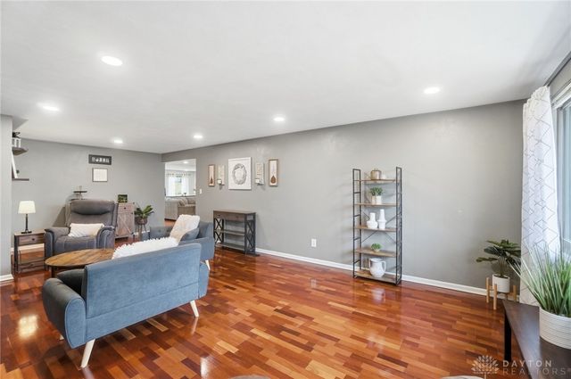 2848 Ellen Lane, Beavercreek, OH 45430