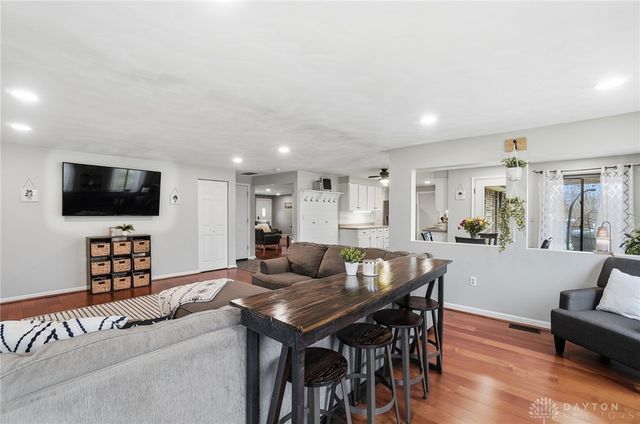 2848 Ellen Lane, Beavercreek, OH 45430