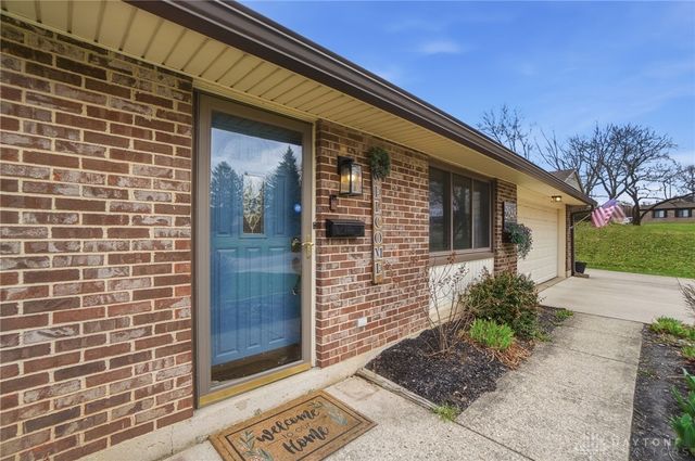 2848 Ellen Lane, Beavercreek, OH 45430