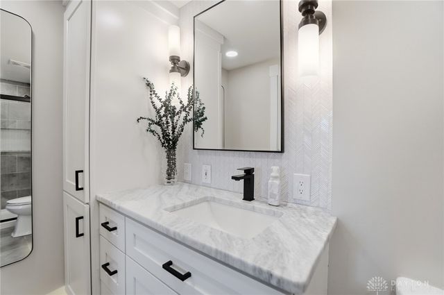 2848 Ellen Lane, Beavercreek, OH 45430