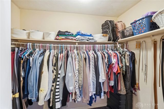 2848 Ellen Lane, Beavercreek, OH 45430