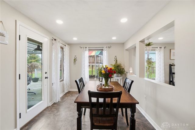 2848 Ellen Lane, Beavercreek, OH 45430