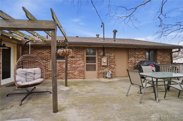 2848 Ellen Lane, Beavercreek, OH 45430