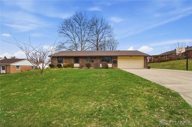 2848 Ellen Lane, Beavercreek, OH 45430