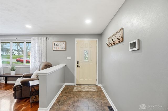 2848 Ellen Lane, Beavercreek, OH 45430