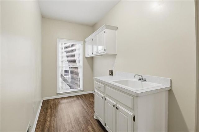 1302 Hadaway Trail, Lawrenceville, GA 30043