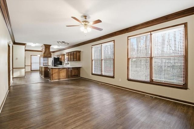 1302 Hadaway Trail, Lawrenceville, GA 30043