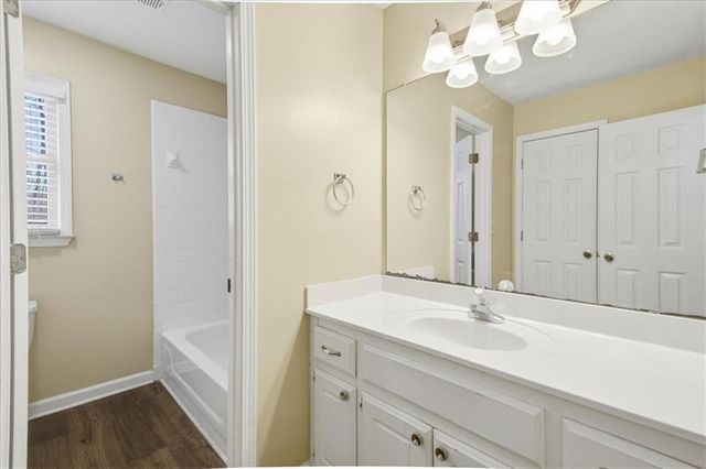 1302 Hadaway Trail, Lawrenceville, GA 30043